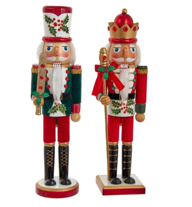 15" Nutcracker - Holly and Berries